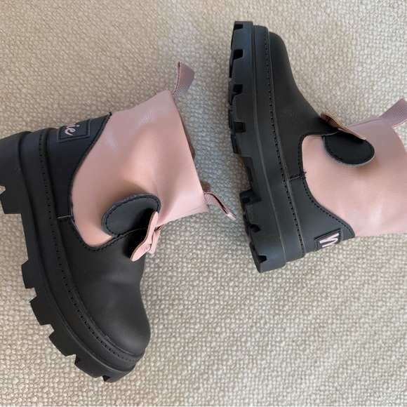 H&M minne mouse boots - Picture 2 of 5